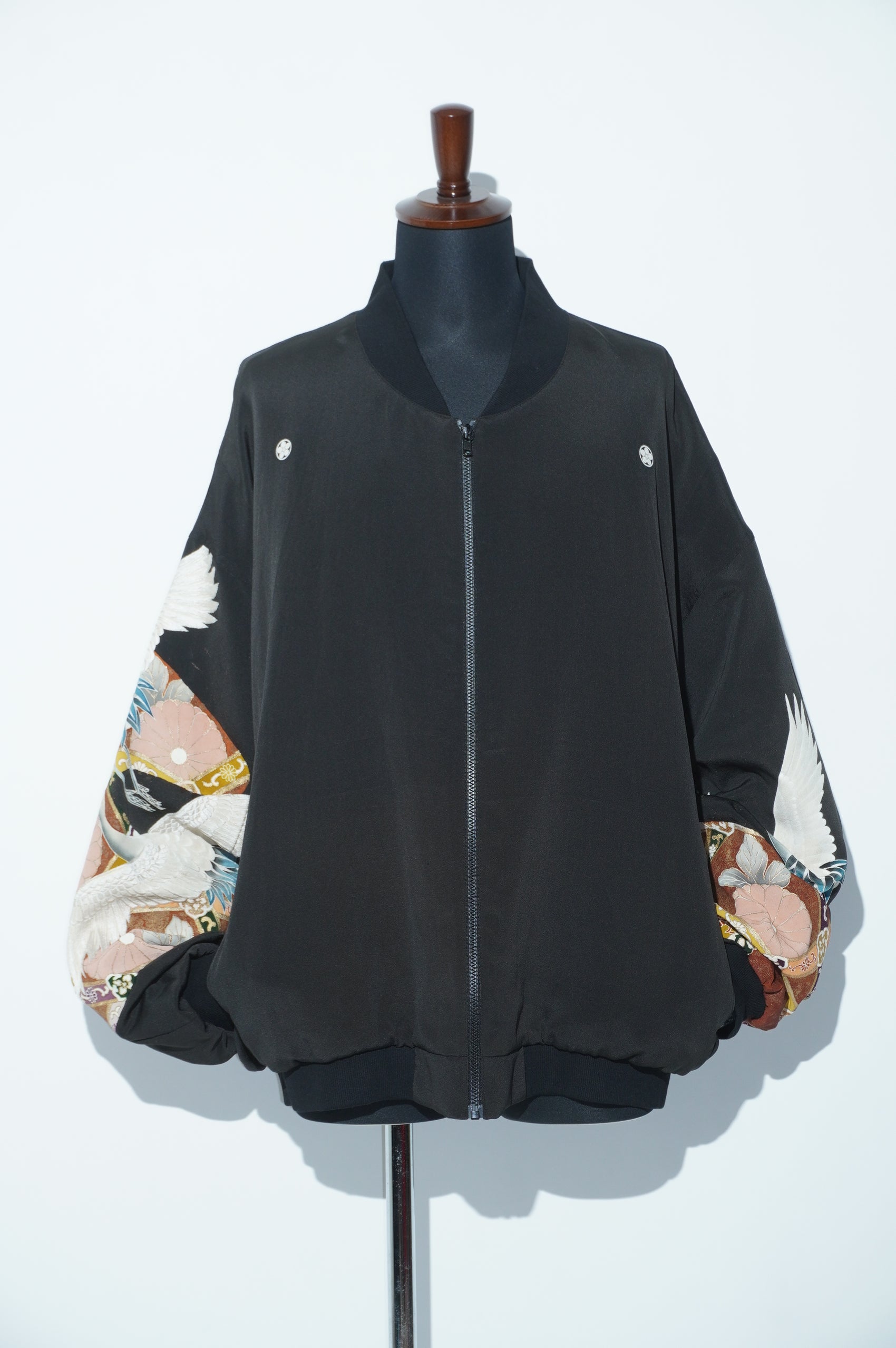 Kurutome Bomber Jacket Soaring Crane | XULY BET