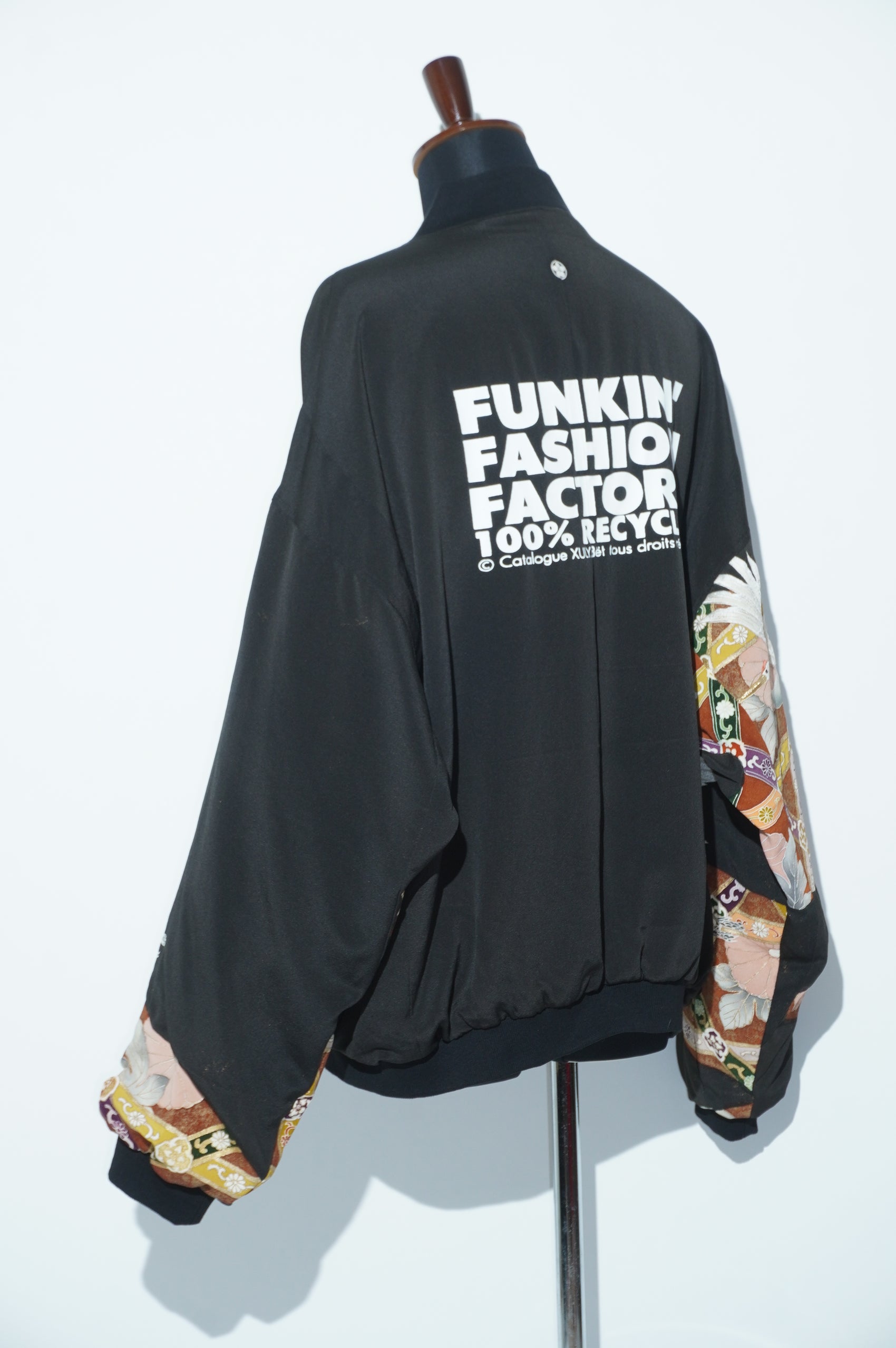 Kurutome Bomber Jacket Soaring Crane | XULY BET