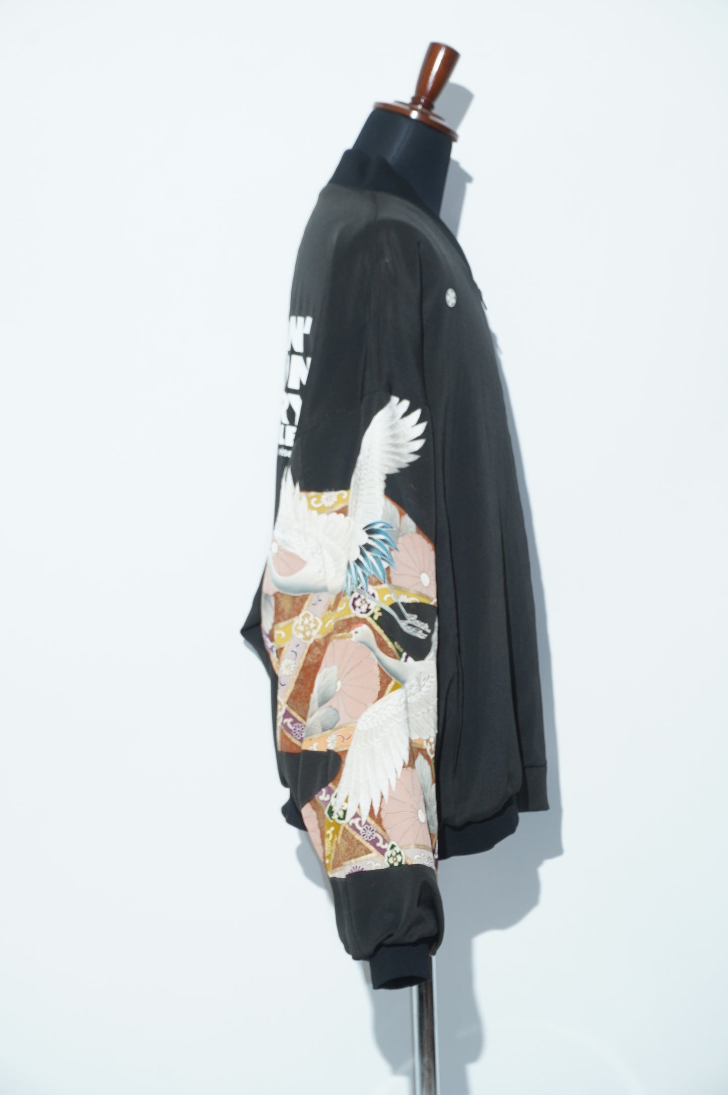 Kurutome Bomber Jacket Soaring Crane | XULY BET