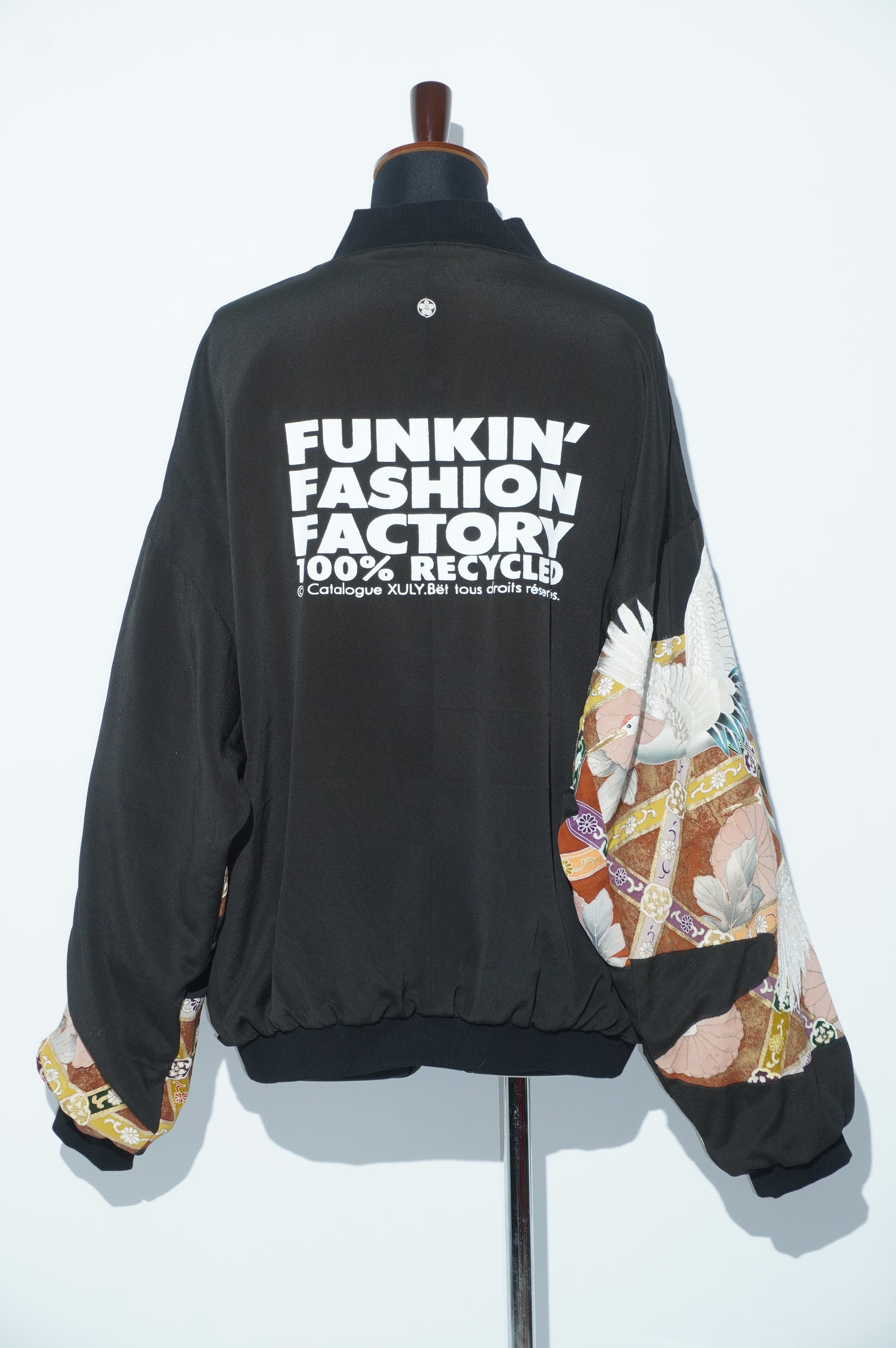 Kurutome Bomber Jacket Soaring Crane | XULY BET
