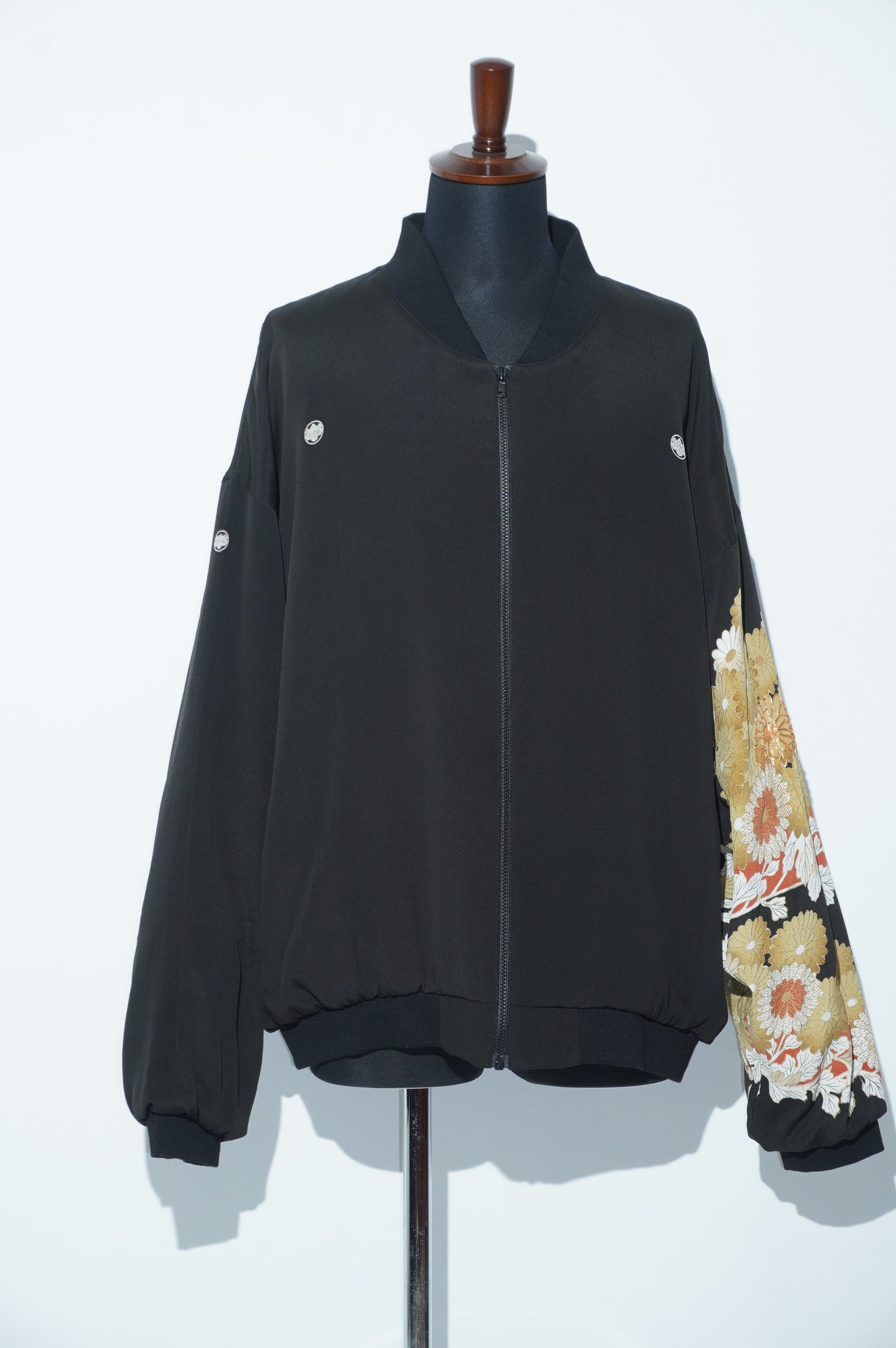 Kurutome Bomber Jacket Chrysanthemum | XULY BET