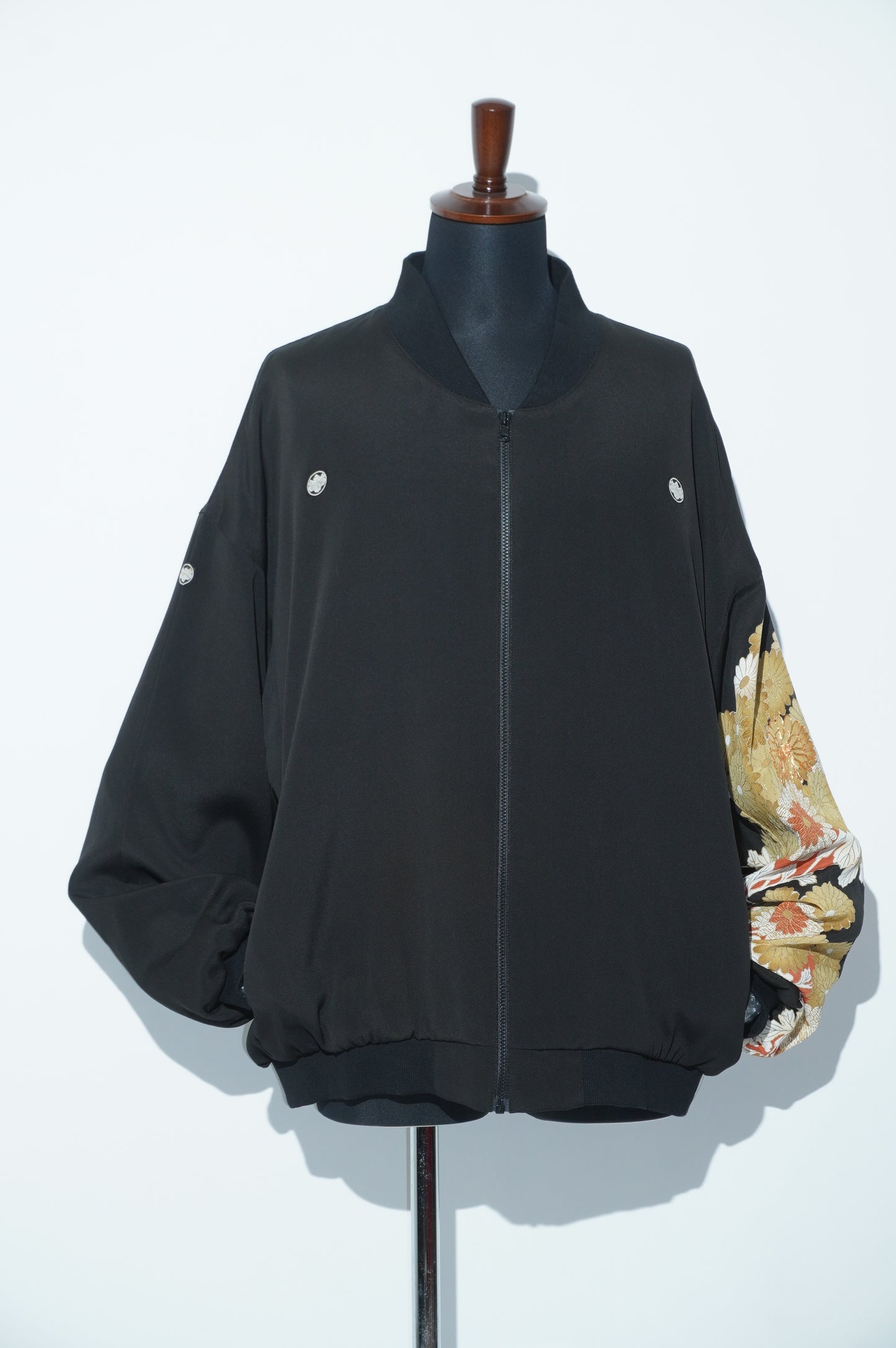 Kurutome Bomber Jacket Chrysanthemum | XULY BET
