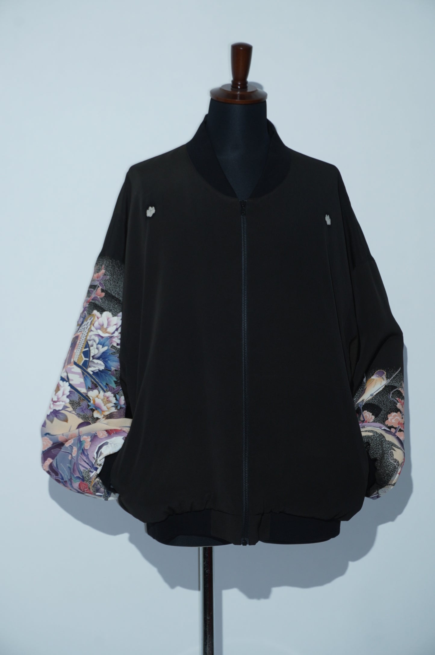 Kurutome Bomber Jacket Lily & Peony | XULY BET