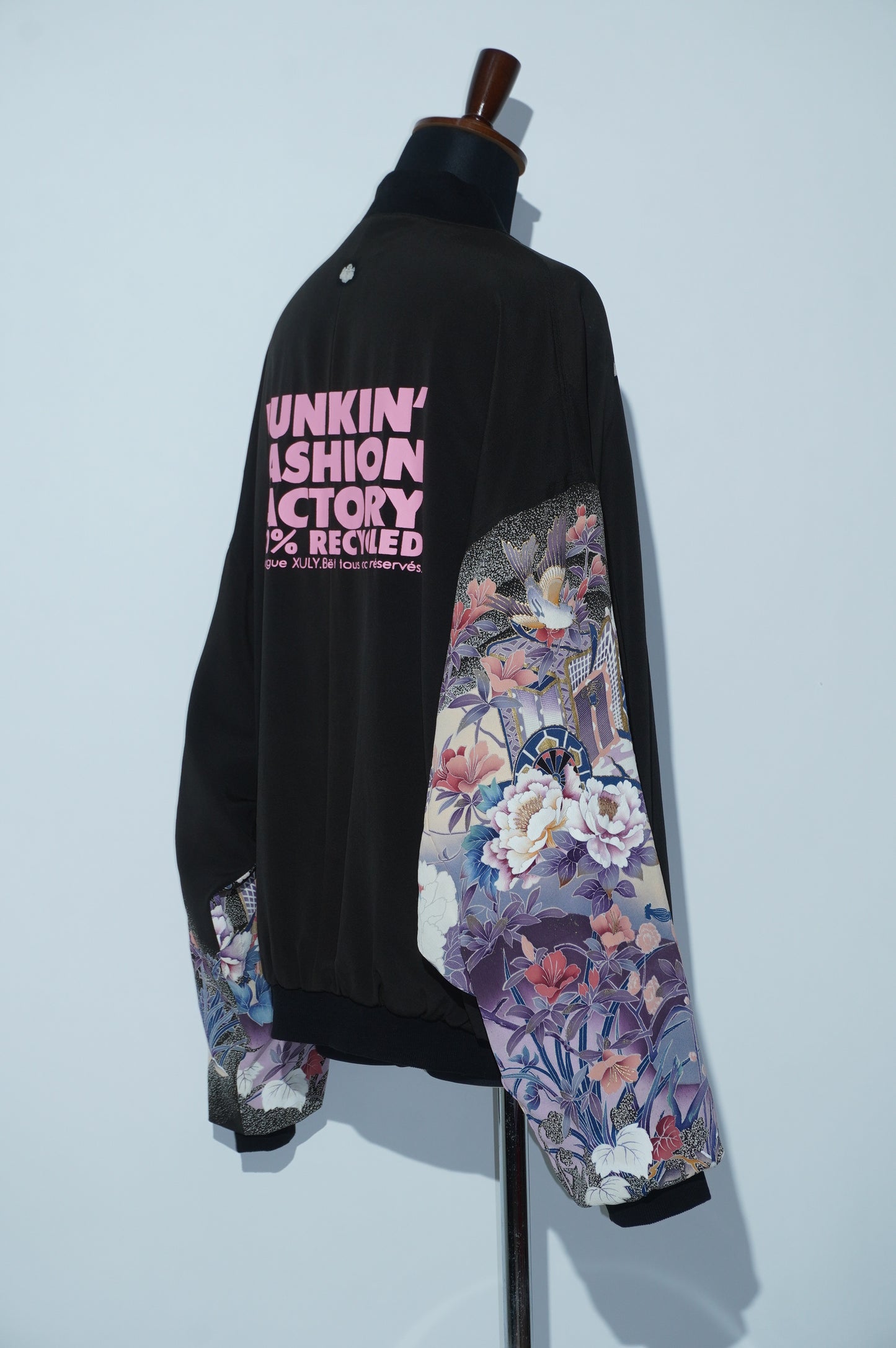 Kurutome Bomber Jacket Lily & Peony | XULY BET