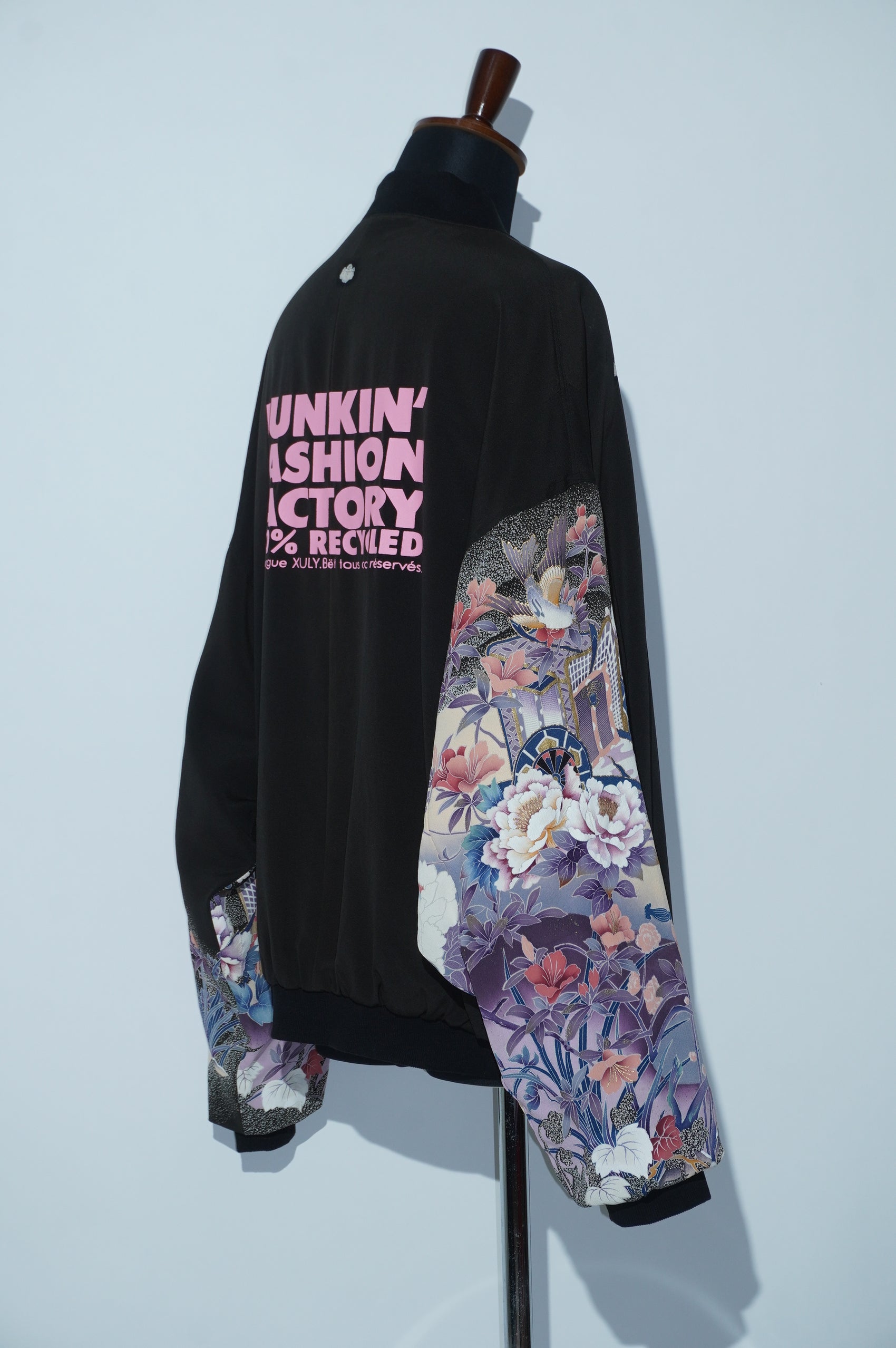 Kurutome Bomber Jacket Lily & Peony | XULY BET