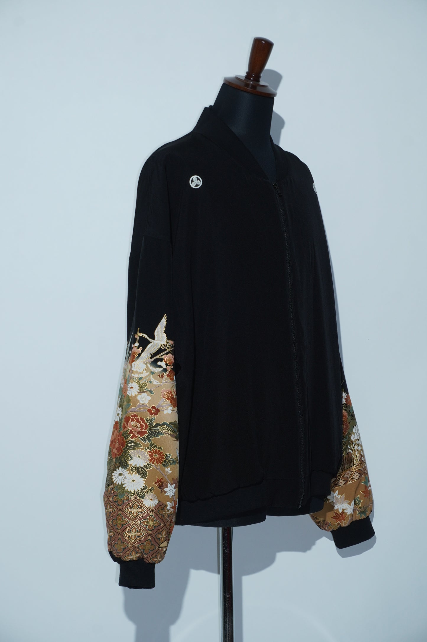 Kurutome Bomber Jacket Crane & Peony | XULY BET