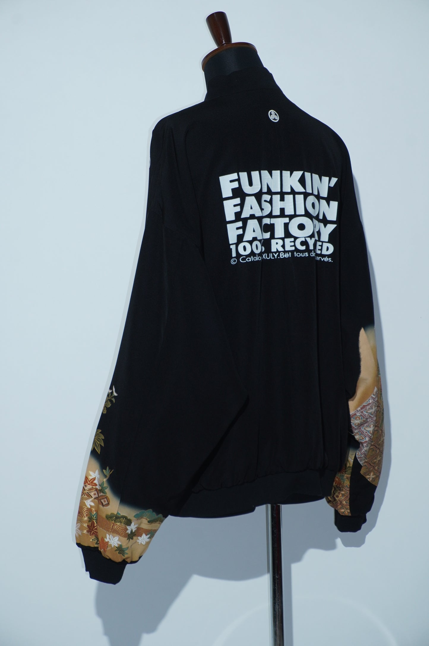 Kurutome Bomber Jacket Crane & Peony | XULY BET